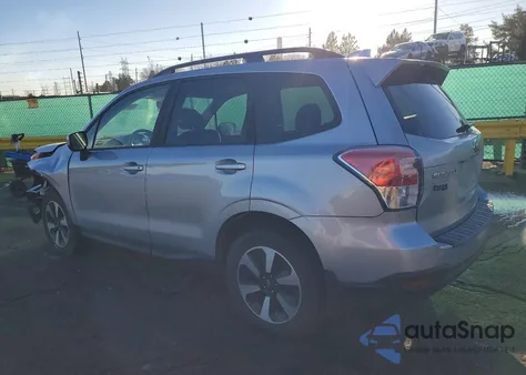2018 Subaru Forester 2.5I Premium z USA, uszkodzony, nr VIN JF2SJAEC3JH471837